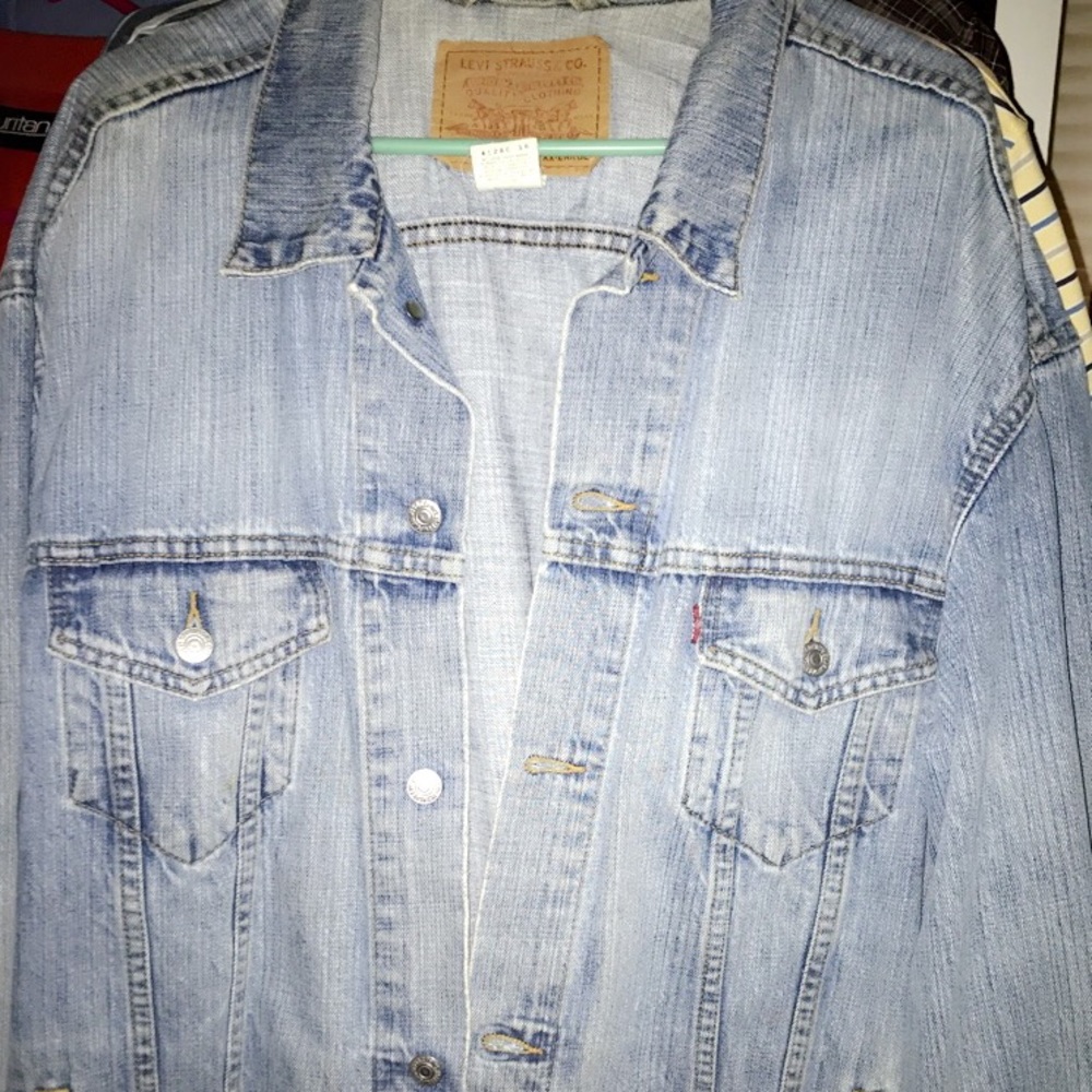 Vintage Levi Jacket XXL Relaxed Trucker 150$ obo